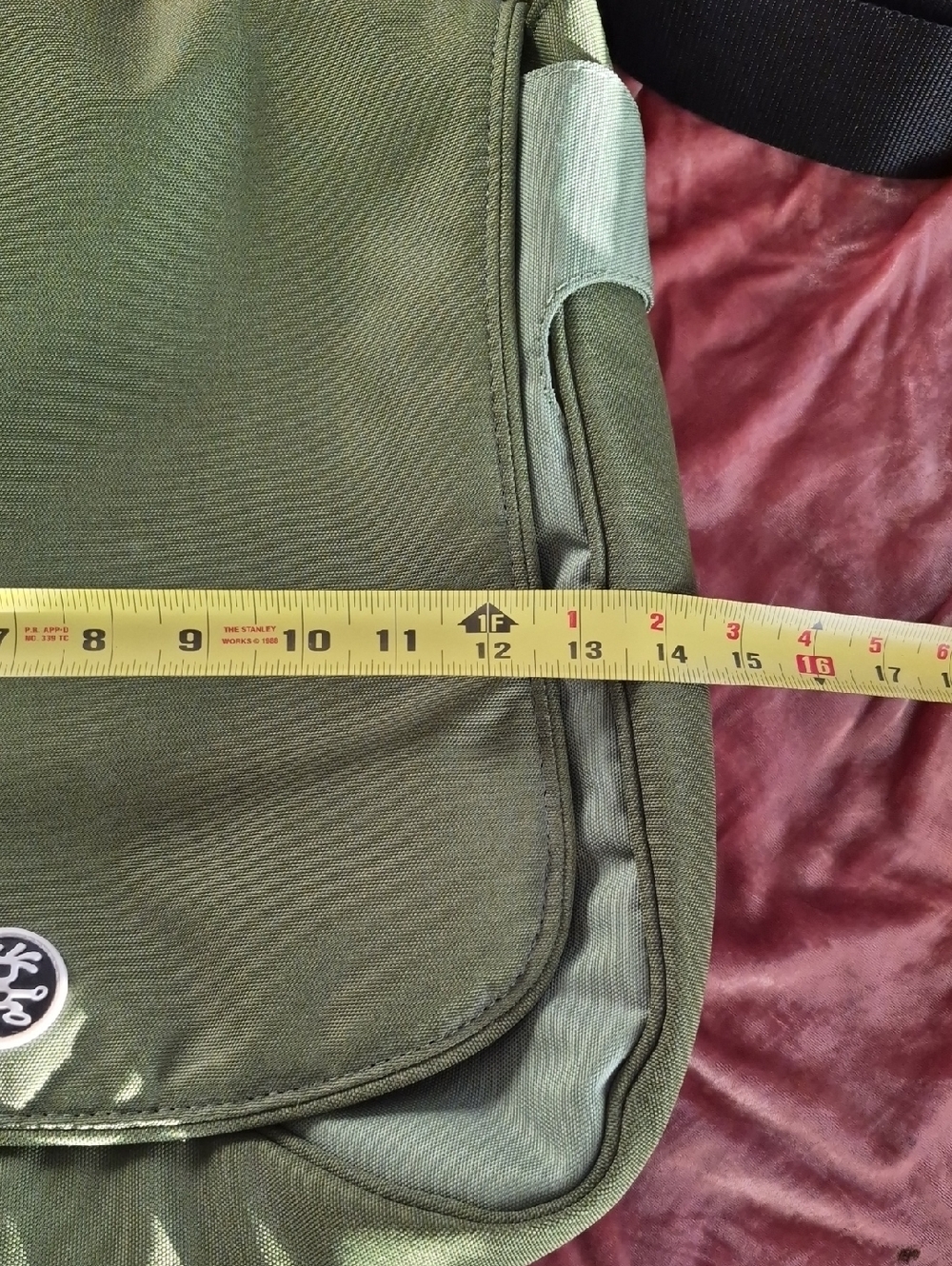 Crumpler The Luncheon Olive Green Canvas Messenger Computer Laptop Bag - Picture 13 of 13